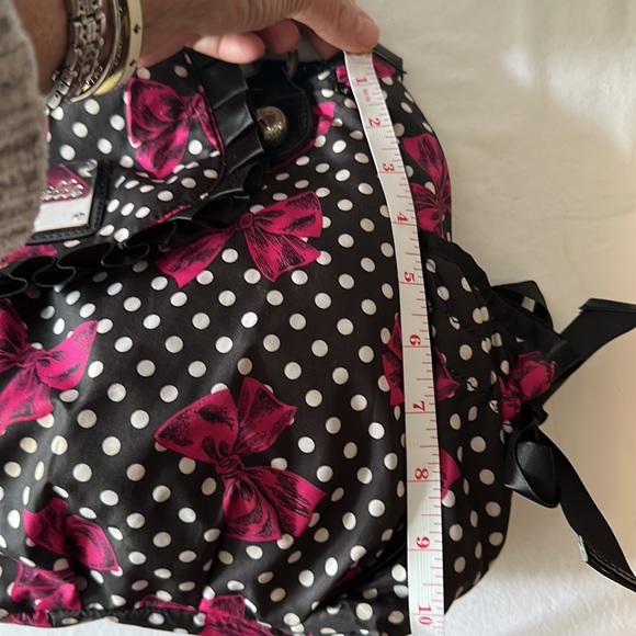 Betsey Johnson, floral purse - Picture 7 of 12